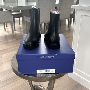STUART WEITZMAN DYLAN CHELSEA BOOTIE